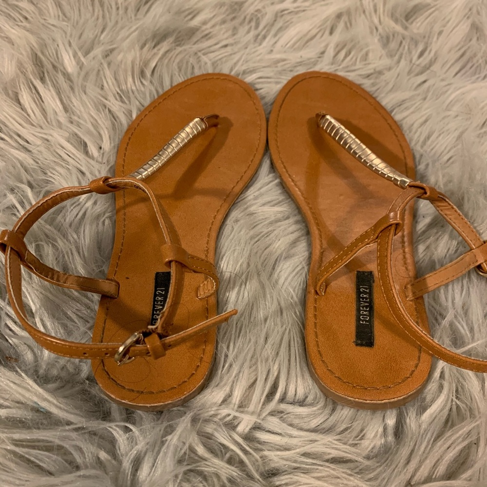 Tan sandals - Picture 2 of 2